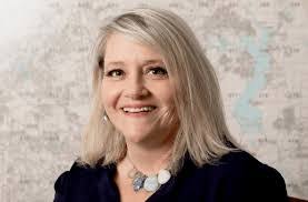 Tamara Hancock's Instagram, Twitter & Facebook