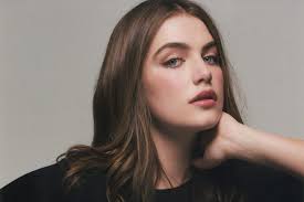 "Off Campus" Star Ella Bright on Playing Hannah Wells