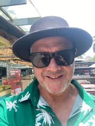 Michael Bellman (@centrepeaceliving) • Threads, di' la tua