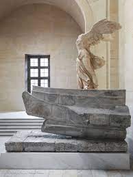 Angel statues angel angel art cemetery angels statue art archangels statuary sculpture. Madame Meurtre Bonheur Nike Statue Louvre Paris Pronom Colonne Vertebrale Observation