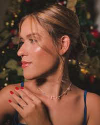 ANA ✦ PRATA (@use.ana.prata) · Instagram 照片和视频