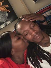 Robert Ellerbe and Salina Bright's Wedding Website