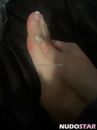 Waifuafterhours (yurrrilol)  ivyafterhours Nude Leaks OnlyFans Photo 8 -  NudoStar