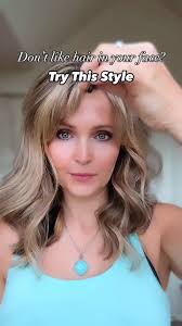 Whether your hair is in your face, or you’re trying to grow out your bangs,  this is a super easy way to pull your hair out of our face. Enjoy ❤️.  #hairlooks #hairideas #hairfashion #hairtutorial ...