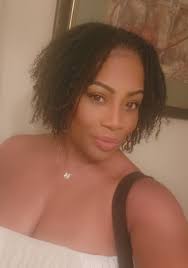 New to the group and would like to introduce myself.... I'm Melendra and I  have been loc'd for 1 year( Dec.26th anniversary)! I want color sooo bad  but so afraid!