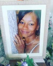 Questa è mia sorella Wendy volata in cielo nel giugno 2015 aveva 32 anni  manca sempre di più mah la cosa più bella ci ha lasciato due tesori di  figli❤️😪❤️😪