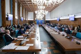 Guvernul a aprobat, în baza unei hotărâri de guvern, normele privind autorizarea, organizarea şi funcţionarea centrelor de vaccinare împotriva. SedinÅ£Ä Guvern 3 Septembrie Lista Proiectelor Dcnews