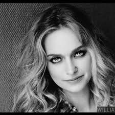 Pip wilhelmina petronella margaretha pellens (utrecht, 30 oktober 1993) is een nederlandse actrice en stemactrice. Pip Pellens Pippellens Beauty Movie Stars Model