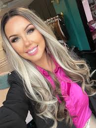 Posting a selfie of Giselle Luxe to motivate me to get ready this Saturday  😆 What crown do you put