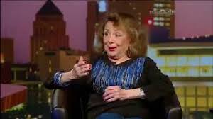 Delia fiallo делия фиальоподелиться 2. Jaime Bayly Entrevista A La Autora De Telenovelas Delia Fiallo Youtube