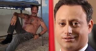 Procuraduría le quitó dinero y armas sin declarar a John McAfee pero no lo  llevó a juicio, luego lo deportó