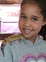 Amy Fondren's Instagram, Twitter & Facebook