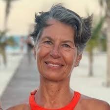 Emily Longnecker's Instagram, Twitter & Facebook