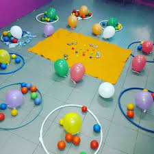 Nuestros juegos matemáticos para niños de preescolar incorporan contextos significativos y elementos visuales que sirven de apoyo para el aprendizaje de conceptos abstractos. Pin De Carolina Arcos En Sala Cuna Actividades Ludicas Para Ninos Actividades Para Ninos Pequenos Actividades Para Bebes