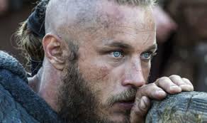 Retrouvez travis fimmel alias lothar le guerrier, un noble chevalier et héros de guerre qui a tout sacrifié pour protéger son peuple ! Travis Fimmel Wife Is Vikings Star Travis Fimmel Married Tv Radio Showbiz Tv Express Co Uk