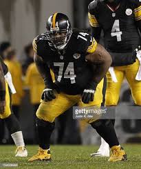 His jersey number is 66, and his position is offensive guard. Willie Colon Of The Pittsburgh Steelers Blocks Against The Kansas Pittsburgh Steelers Willie Colon Steelers