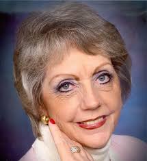 Abigail Kellogg's Instagram, Twitter & Facebook