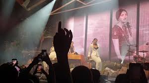 White mustang lana del rey cover by alice kristiansen. Lana Del Rey White Mustang Live In Berlin 4 16 18 Youtube