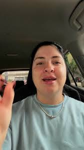 Gill Flores's Instagram, Twitter & Facebook