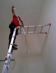 Cara repair kipas siling yang bising tak sampai 5 minit. Perkhidmatan Mekanikal Elektrik Renovasi Bangunan Pendawaian Kipas Ceiling