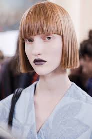 For example, you can opt for vivid colors and pair them with an ombre. Blunt Haircut 20 Of The Best Modern Ideas To Wear In 2019