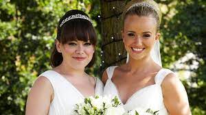 Maybe you would like to learn more about one of these? Emmerdale S Sammy Winward Stuns Fans And Soap Co Stars With Pic Of Rarely Seen Daughter Who Looks Just Like Her Mum