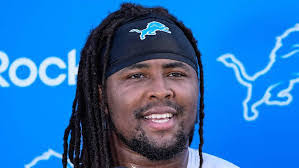 Dennis Chavez's Instagram, Twitter & Facebook