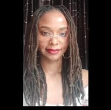 Joy Lennox's Instagram, Twitter & Facebook