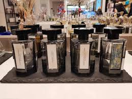 Middle notes are violet leaf and of premium quality, i would expect their fragrance to be of at least the same level of artisan production. 8 Best L Artisan Parfumeur Fragrances For Men