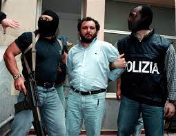 Non c'è mai stata una collaborazione più discussa di quella di giovanni brusca, il boss che ha ordinato. Mafia Giovanni Brusca Torna Libero Dopo 25 Anni Lascia Il Carcere Il Fedelissimo Di Toto Riina Giornale Di Sicilia