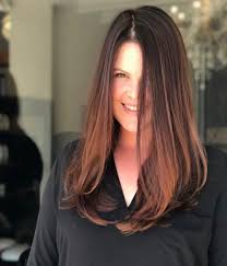 They need to know that age is just a number for them. 18 Most Flattering Long Hairstyles For Round Faces 2021 Trends