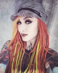 Lena Scissorhands combines beauty and power in her performances,  captivating fans worldwide. Her talent is undeniable. 🎶🔥🎸🖤🎤  #AlternativeBeauty #VoiceOfMetal #RockAndRollRoyalty