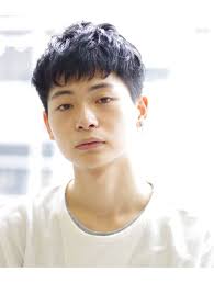 m au ソフトツーブロックフェザーマッシュビジネス l004146670 サークル circle のヘアカタログ ホットペッパービューティー ビジネス 髪型 髪型 ショート メンズ メンズ ヘア パーマ