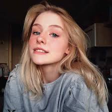 Alina had at least 1 relationship in the past. Alina Kalenich Posts Facebook