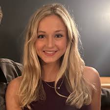 Over the past year, I have had the incredible opportunity to lead The  Hershey Company's Retail Leaders University 201 class each quarter  alongside Madison Jezioro 🎓 the week is pure magic —