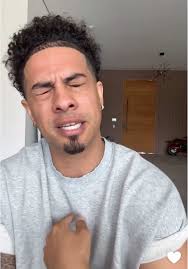 Austin Trying to Get Arrested Today