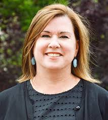 Kara Vincent named new executive director of Loyola Clinical Centers