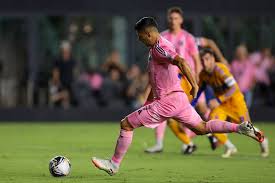 Leagues Cup roundup: Miami, minus Lionel Messi, edges Tigres