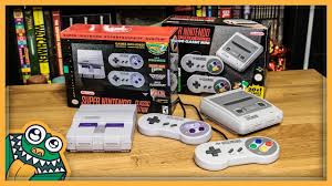 The super nes classic edition system looks and feels just like the original 90s home console, except its super small. Snes Classic Edition Us And Eu Versions Unboxing And Overview Youtube