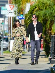 Oct 22, 2019 · as a way to heal from her heartbreak, jenna dewan wrote and published her new wellness book, gracefully you: Who Is Jenna Dewan S Boyfriend Steve Kazee Steve Kazee Age Bio Facts