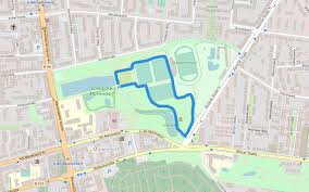 Der britzer garten, benannt nach dem ortsteil britz im berliner bezirk neukölln, wurde für die buga 1985 angelegt, um der damals vom umland abgeschnittenen bevölkerung im südosten berlins einen neuen landschaftspark zu bieten. Volkspark Mariendorf Wander Und Laufweg Berlin Deutschland Pacer