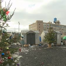 The final days of our pet's life are difficult. Volunteers Bring Christmas Cheer To The Homeless At Peace Village Wham