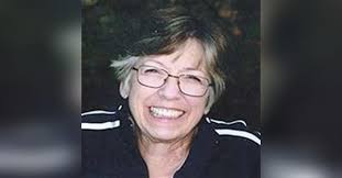 Edna (Robbinson) Hoium Obituary