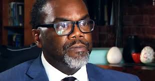 Stay out of our city': Chicago officials slam Trump's threat to target the  city