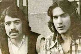 Ünlü aktör, yapımcı, komedyen, seslendirme ve sunucu mehmet ali erbil 1957 i̇stanbul doğumludur. Dizi Otag Pa Twitter Genclik Yillarindan Selcuk Yontem Ve Mehmet Ali Erbil