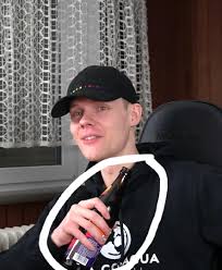 Gracias a esto ha ganado un total de 91.424 suscriptores en el último mes. Selbst Unsympathischtv Ist Auf Die Gute Seite Gewechselt Huebi