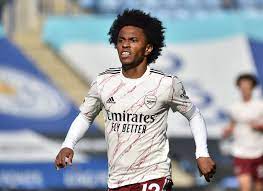 Willian josé, também teve chance de jogar como titular em outros jogos pelo tricolor antes da chegada do ídolo luís fabiano. Ceglesmj3vfbam