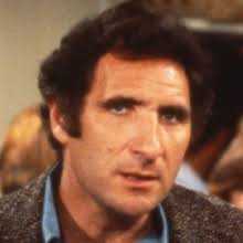 Amazon.com: Taxi: The Complete Series : Hirsch, Judd, DeVito, Danny,  Henner, Marilu, Danza, Tony, Kaufman, Andy, Lloyd, Christopher, Thomas, J.  Alan, Kane, Carol, Schiavelli, Vincent: Películas y TV