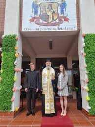 Check spelling or type a new query. Festivitatea De Absolvire A Elevilor Din Clasele A Viii A Èi A Xii A La Seminarul Teologic Ortodox Sfantul Simion Ètefan Din Alba Iulia Reintregirea