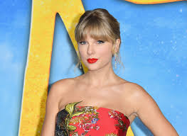 Let us guide you like a nymph through the woods of swift's ninth album. Shop Taylor Swift S Plaid Stella Mccartney Coat From Evermore Album Cover